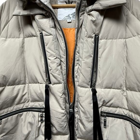 Orolay Down Puffer Coat Plus Size 4X Jacket Beige Waterproof Hooded Winter Warm - Picture 4 of 9